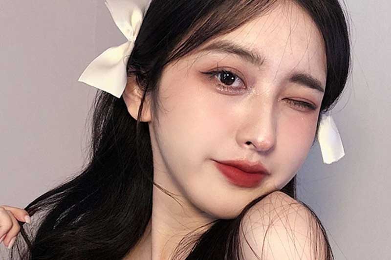 Chí phí phun môi màu đỏ cherry phù hợp với túi tiền của đa số chị em