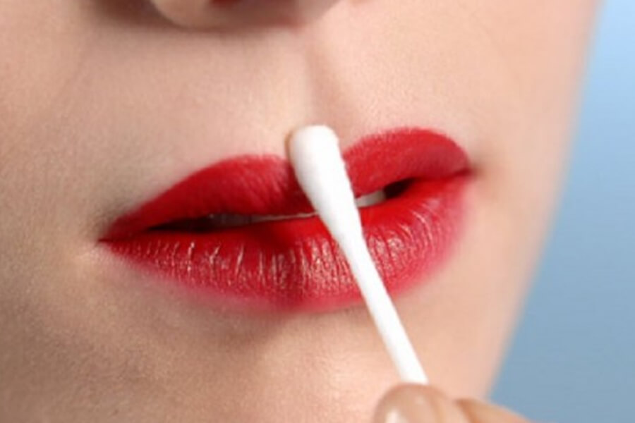 Cần có chế độ chăm sóc môi đúng cách để môi nhanh hồi phục và lên màu đẹp