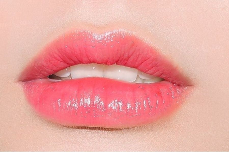 Phun môi ứng dụng công nghệ cao giúp đảm bảo an toàn và hiệu quả làm đẹp
