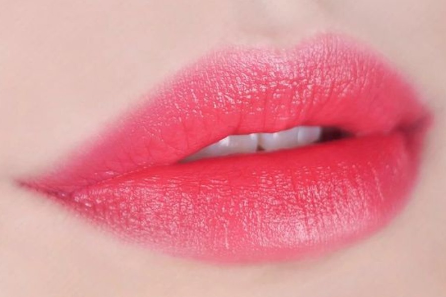 Cần chuẩn bị kỹ càng trước phun môi để đảm bảo môi lên màu đẹp như ý
