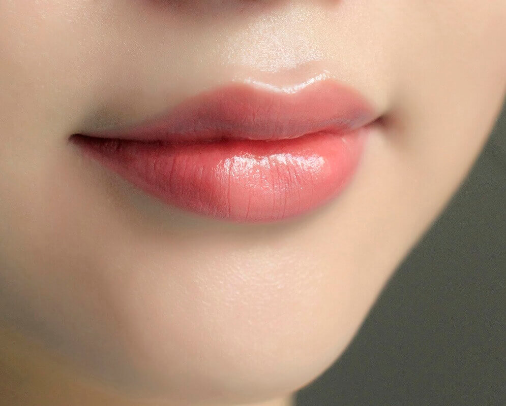 Tạm biệt nền môi thâm nhợt, khô ráp để sở hữu bờ môi Softlip mềm mịn như cánh hoa